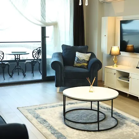 Dreams Luxury Residences & Lifestyle Apartment
